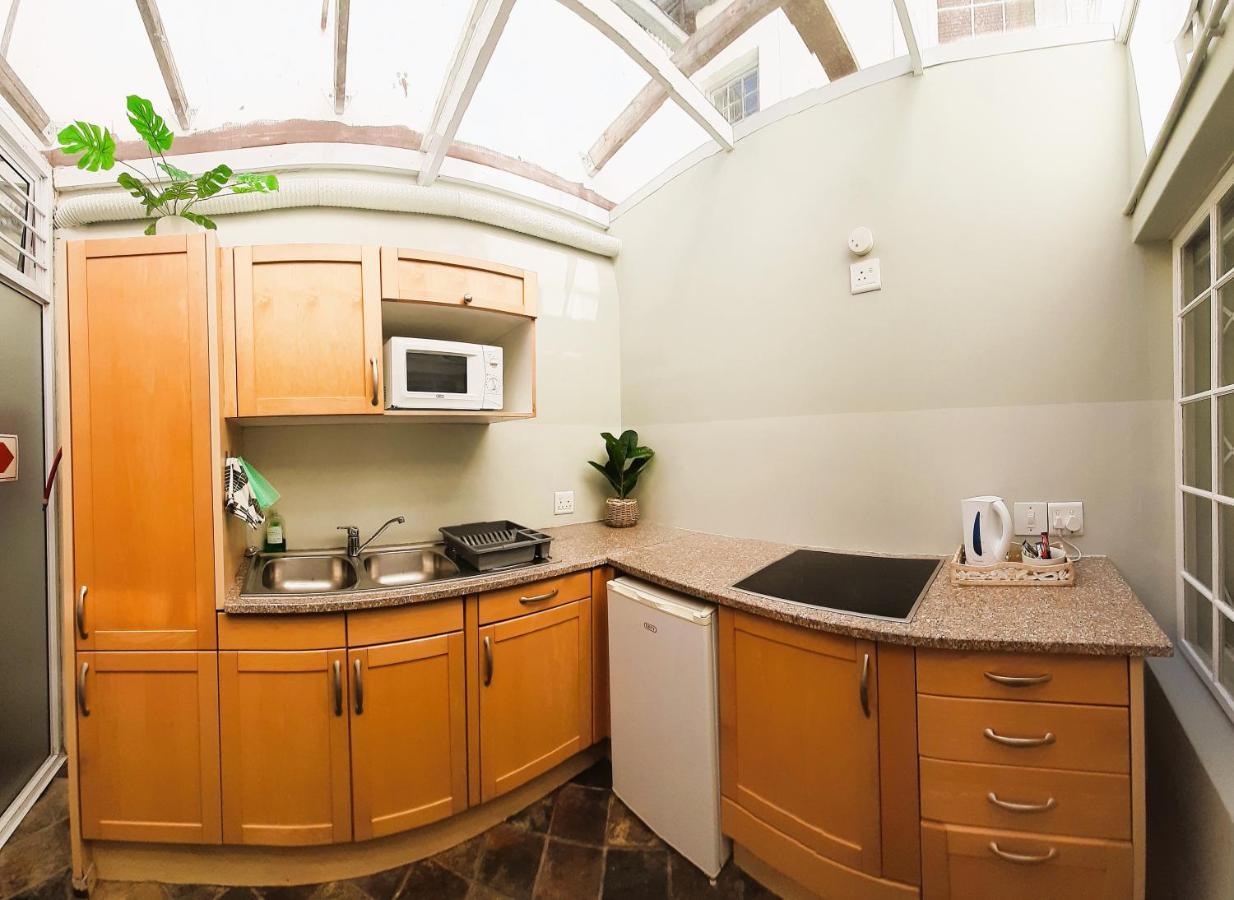 The Greenhouse Guesthouse كيب تاون المظهر الخارجي الصورة